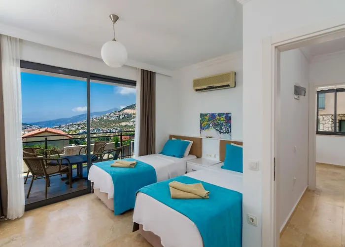 Vala * Kalkan